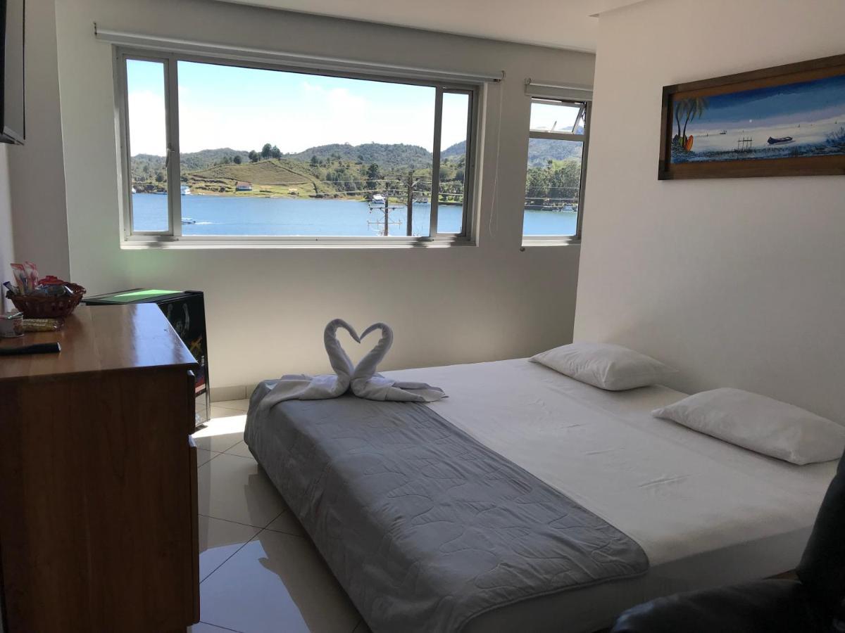 Hotel Bahia Guatapé Kültér fotó