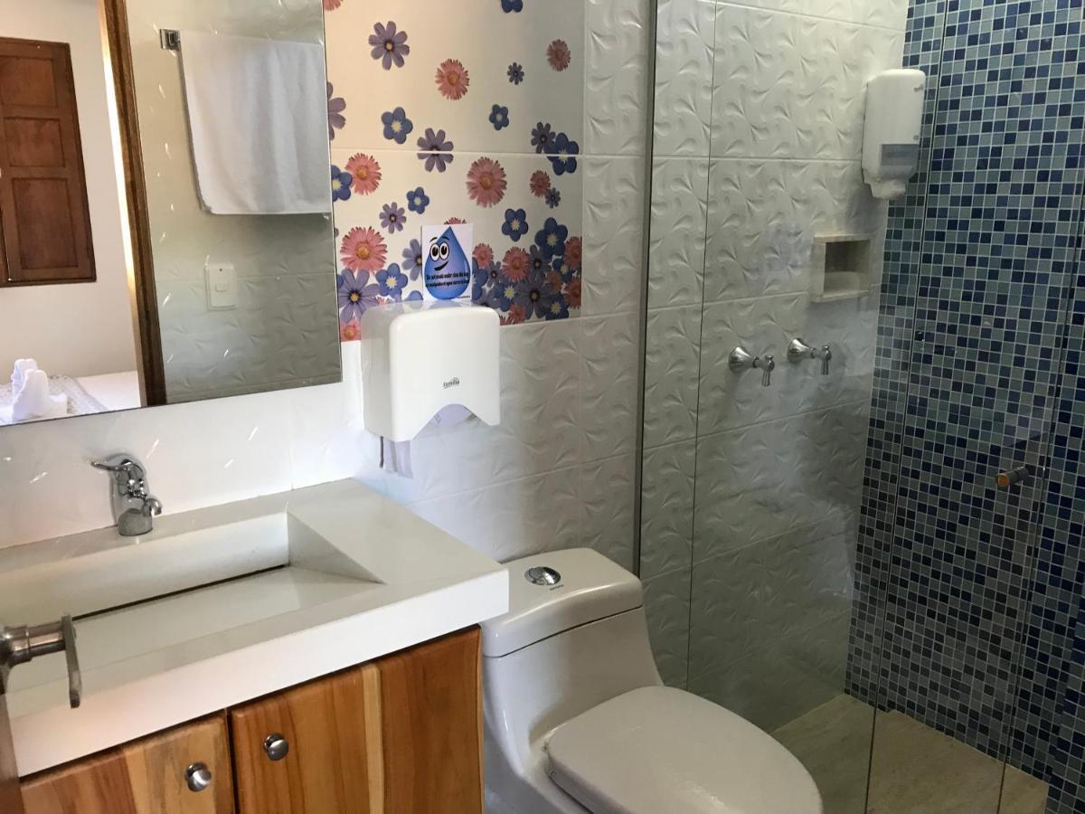 Hotel Bahia Guatapé Kültér fotó